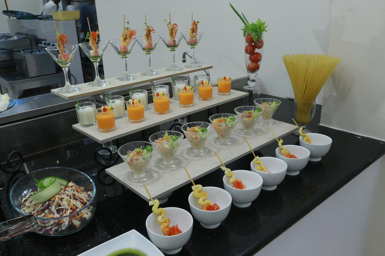 Rivendell Hotel Kandy Esterno foto