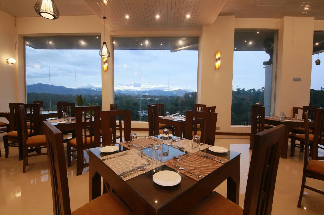 Rivendell Hotel Kandy Esterno foto